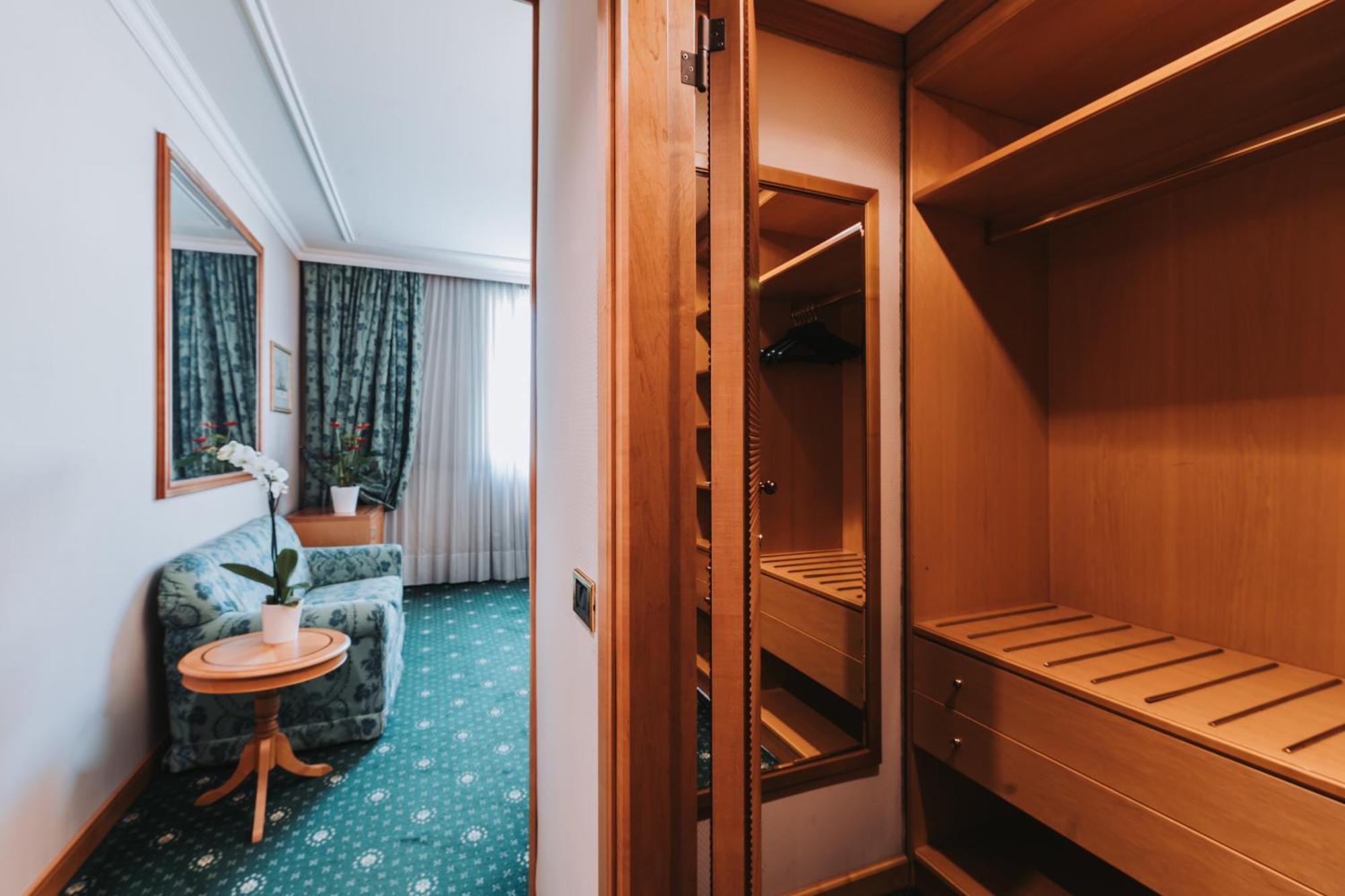 Royal Garden Milano 4*